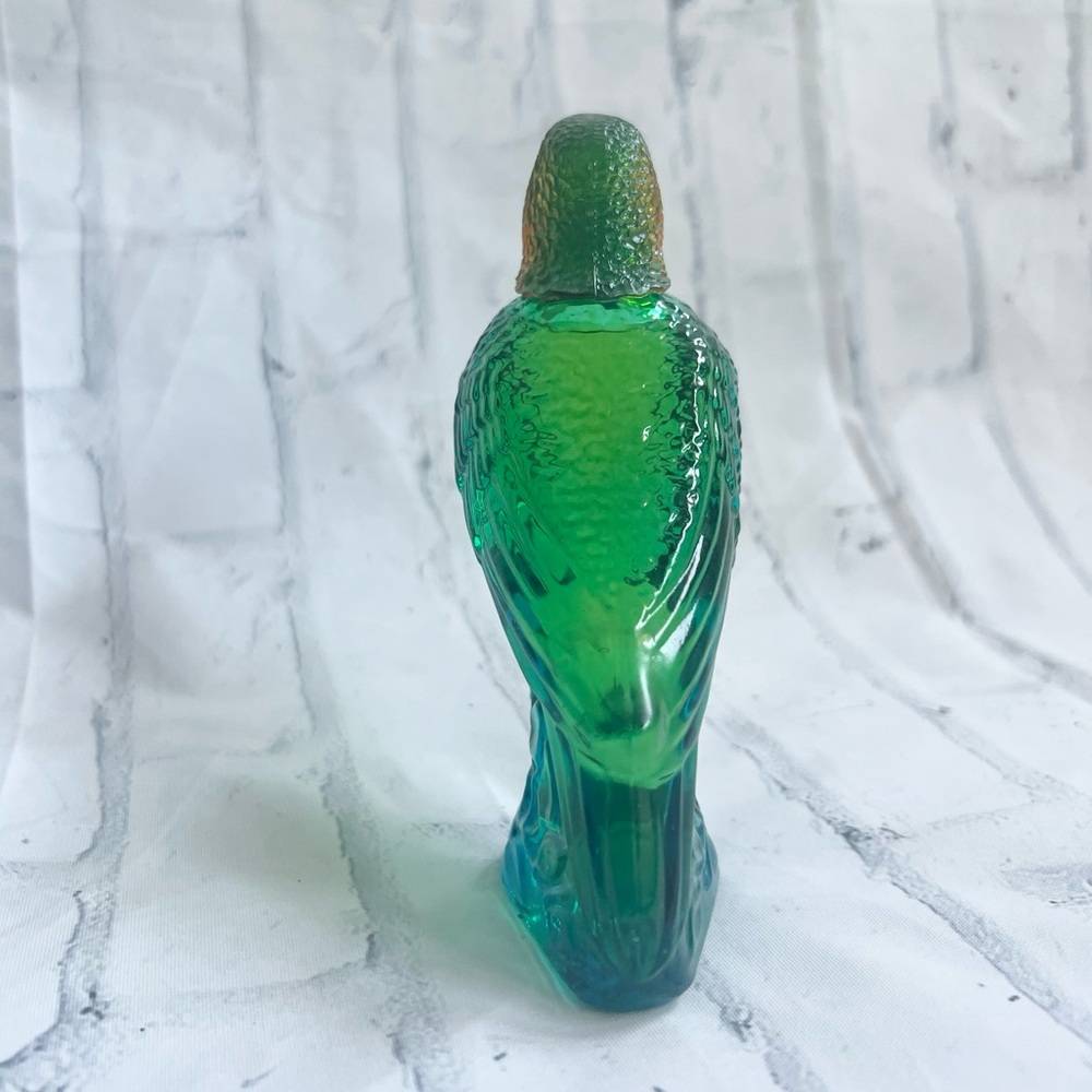 Vintage Avon Island Parakeet glass collectible bottle with Moonwind fragrance - Picture 4 of 7